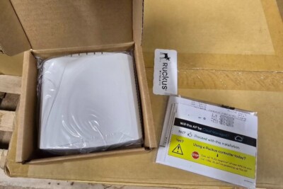 New 901-R320-US02: Ruckus Wireless ZoneFlex R320 Series Access Point