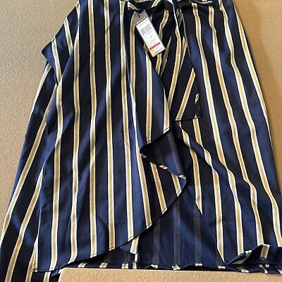 BCBG Max Azria 2 Piece Striped Sleeveless Top Skirt Set Size BCBG Max Azria 2 Piece Striped Sleeveless Top Skirt Set Size