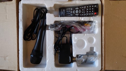 Emerson Portable MP3G/CDG Karaoke Player with 4" Lyric Screen Mo. GQ756 - Picture 14 of 14