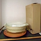 Vintage PYREX 045 Golden Olive Medallion 2 1/2qt with Lid Cradle Stand and BOX