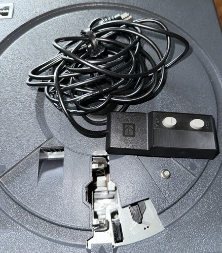 Kodak Medalist AF Carousel Slide Projector W/Carousel Tray & Lens W/O Instr. Man - Picture 11 of 13