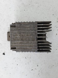 Mercedes-Benz E W124 1995 Benzin Relais Kühlerlüfter A0225456232 MMK4256