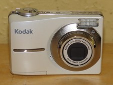 Kodak Easyshare C613 6.2MP Digital Camera - WHITE - w/2GB SD Card