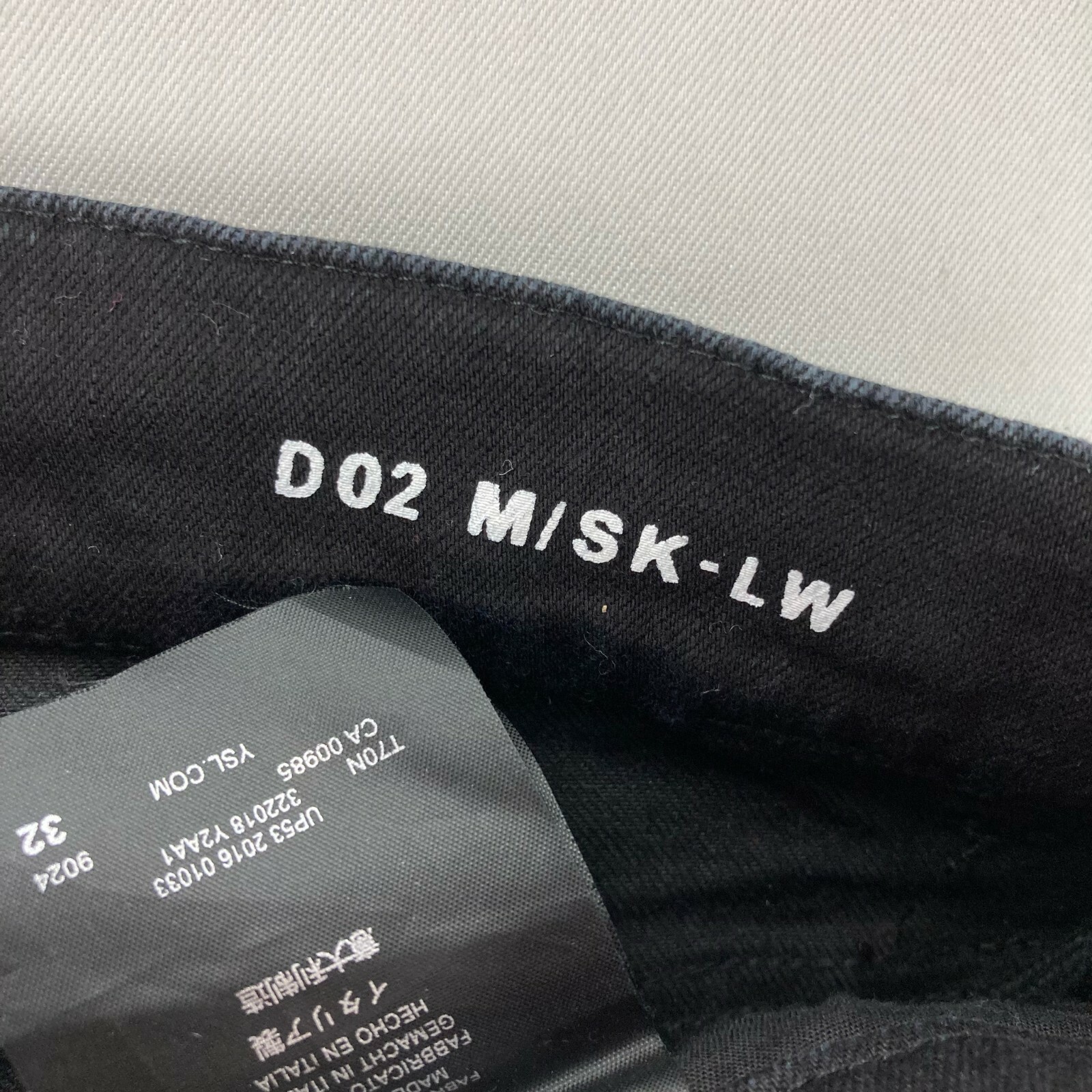 Jeans Saint Laurent Uomo D02 M SK LW Skinny Distressed Nero • Italia • 32x31