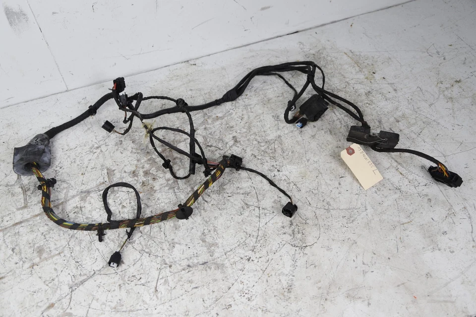 11-13 BMW F10 5 Series Driver Side Xenon Adaptive Headlight Wiring Harness - Image 4 of 4