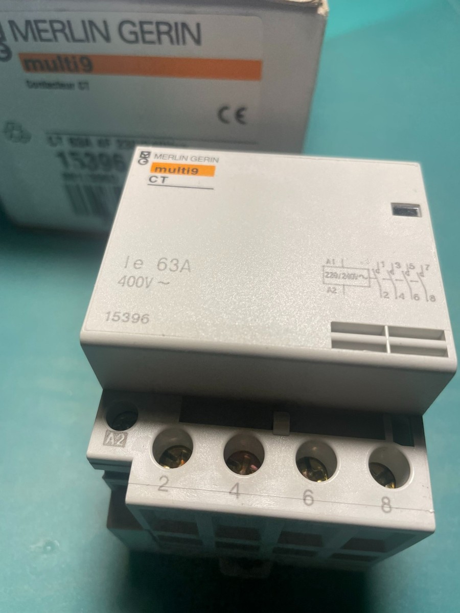 Contacteur Merlin Gerin 16A 250V - Référence 15382 - Occasion Fonctionnel