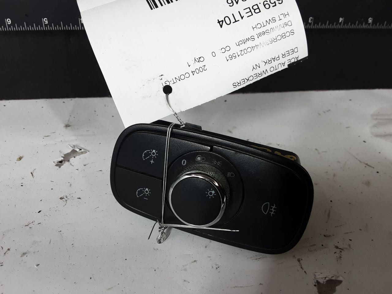 Bentley Continental GT 2004 Headlight switch