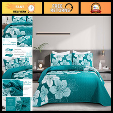 Floral King Quilt Set - 3 Piece Botanical Bedspread, Soft Lightweight Bedding, 1