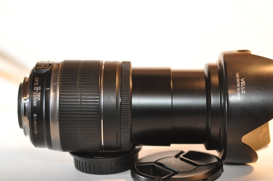 Canon EF-S 18-200mm 3.5-5.6 IS lens NICE for EOS Rebel T8 T7 T6 70D 80D 90D 7D - Image 3 of 4