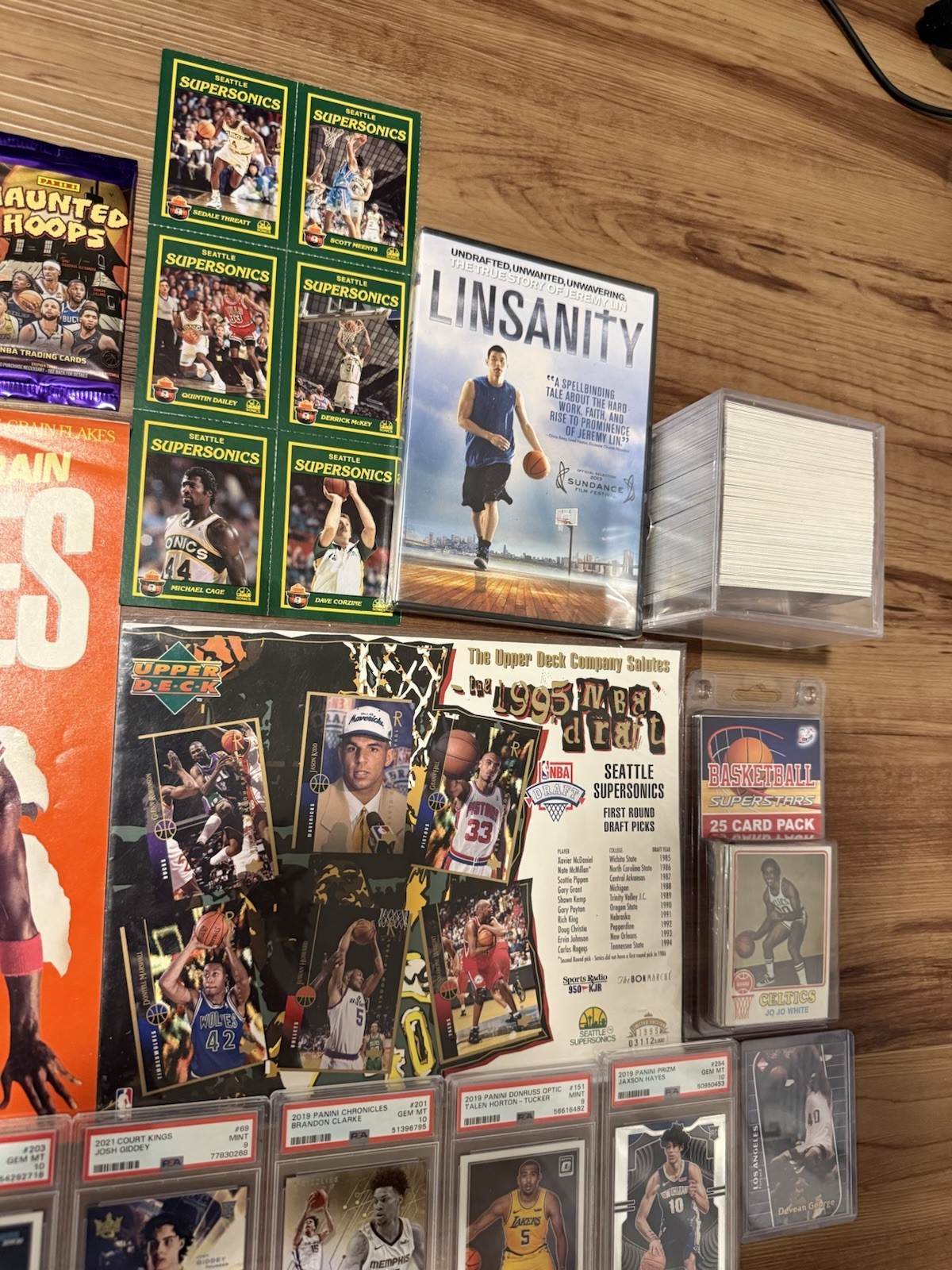 NBA COLLECTION 300+ Cards, 10 PSA 9/10, MJ Set, 70s Vintage, Rare 90s Inserts view 9