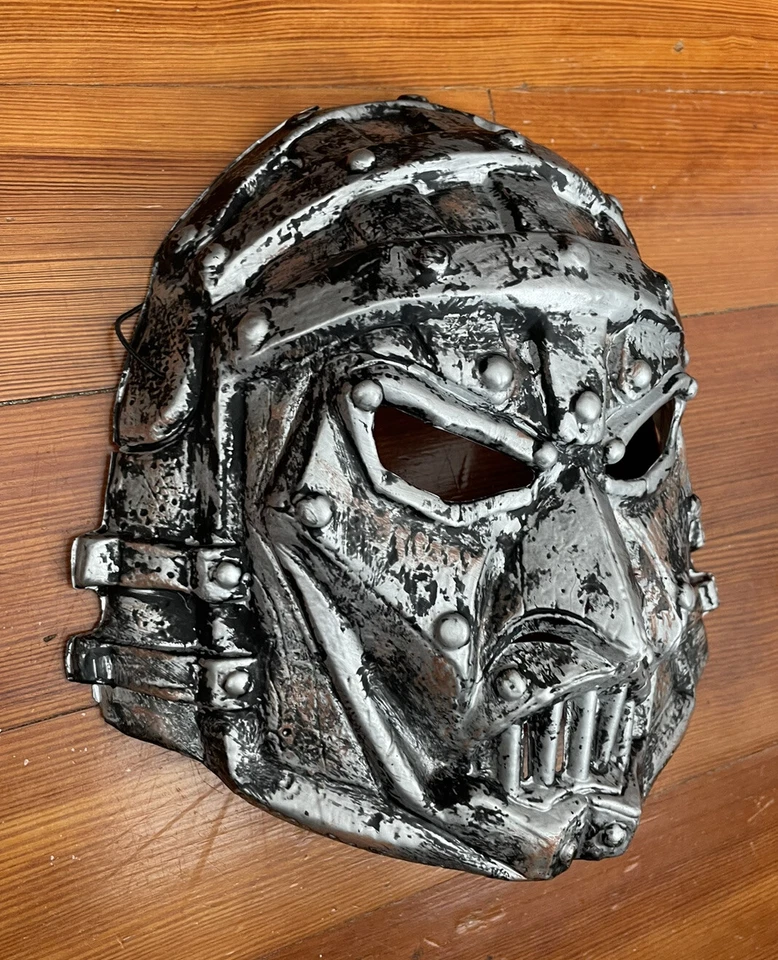 Vintage 2001 Gladiator Halloween Mask - Silver - Thin Plastic - Disguise - Image 3 of 4