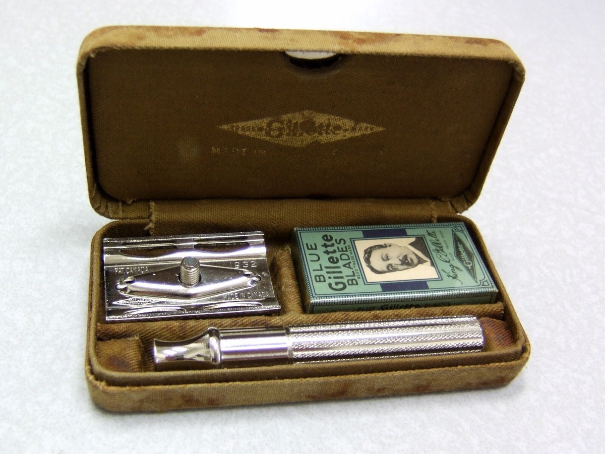 Vintage 1940's Canadian Gillette Military Khaki Safety Razor Set