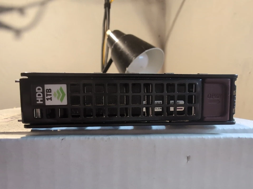 Nimble SAN Storage 1TB 7.2K 3.5" SAS Hard Drive HD W/ Tray CS200 CS220 ES1-H25 - Image 2 of 3