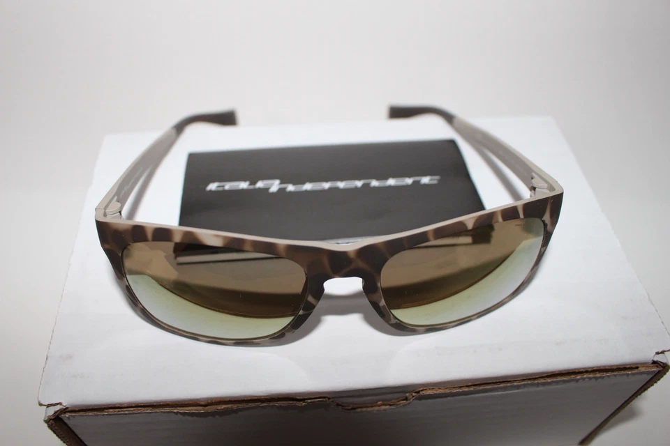 ИТАЛИЯ независимый матовый коричневый камуфляж/золото зеркало линзы сделано в Италии солнцезащитные очки.  - Изображение 2 из 4