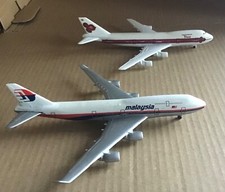 SCHABAK 2 Flugzeug Modelle THAI Airways 901 + Malaysia 921 / Boeing 747/ 1:600