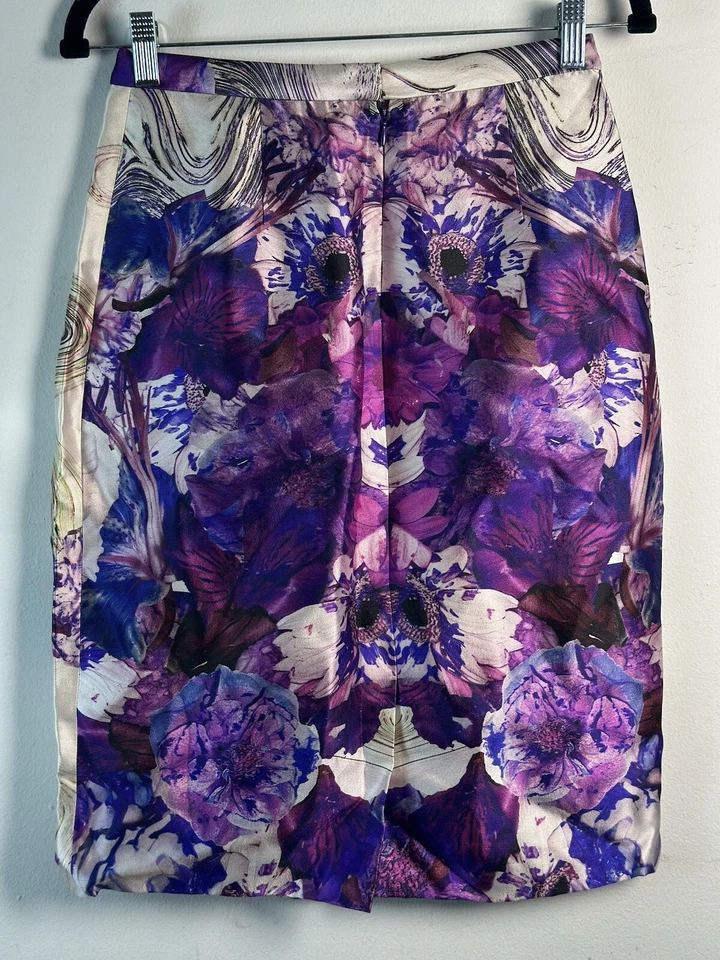 NUEVO CON ETIQUETAS Falda Lápiz Prabal Gurung Crema y Púrpura Seda Estampado Abstracto US 6 $900 Foto 2 de 4