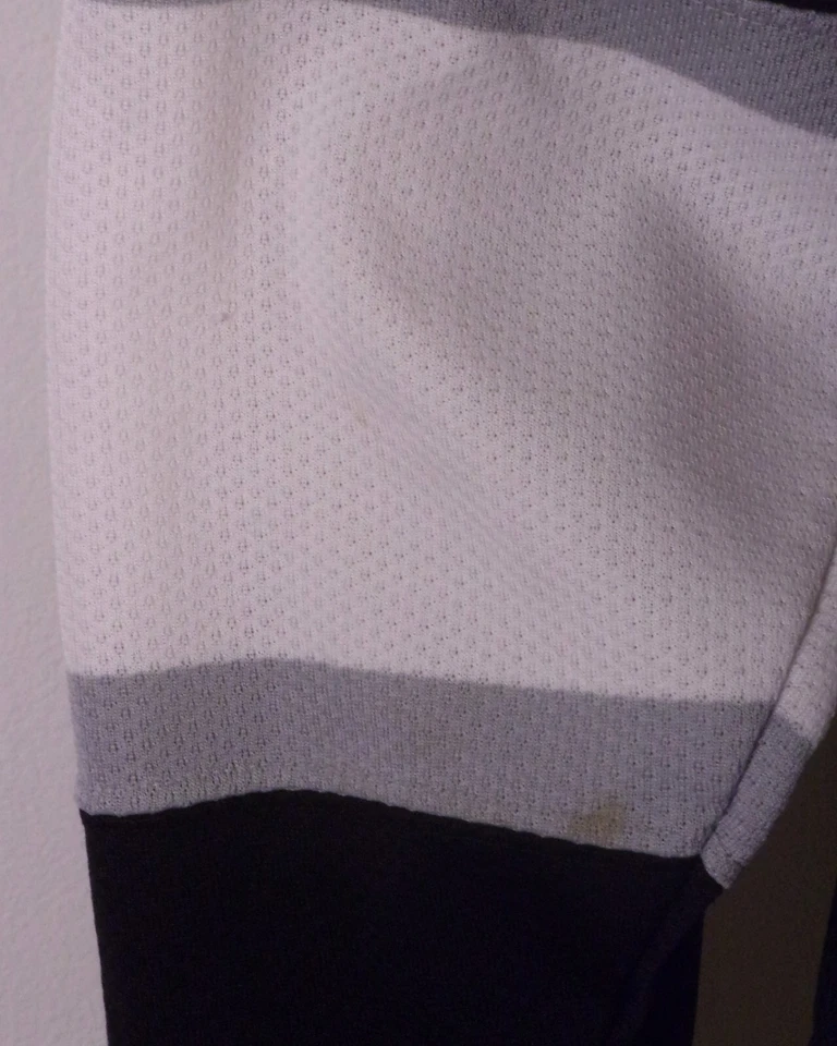 Camiseta deportiva de hockey vintage años 90 usada en excelente estado Planet Hollywood con logotipo cosido talla L Foto 3 de 4