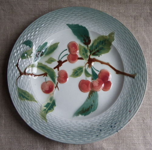 Ancienne assiette de Saint Amand et Hamage décor « Modern Style
