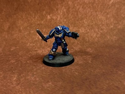 Space Marines Primaris Lieutenant with Power Sword Warhammer 40k