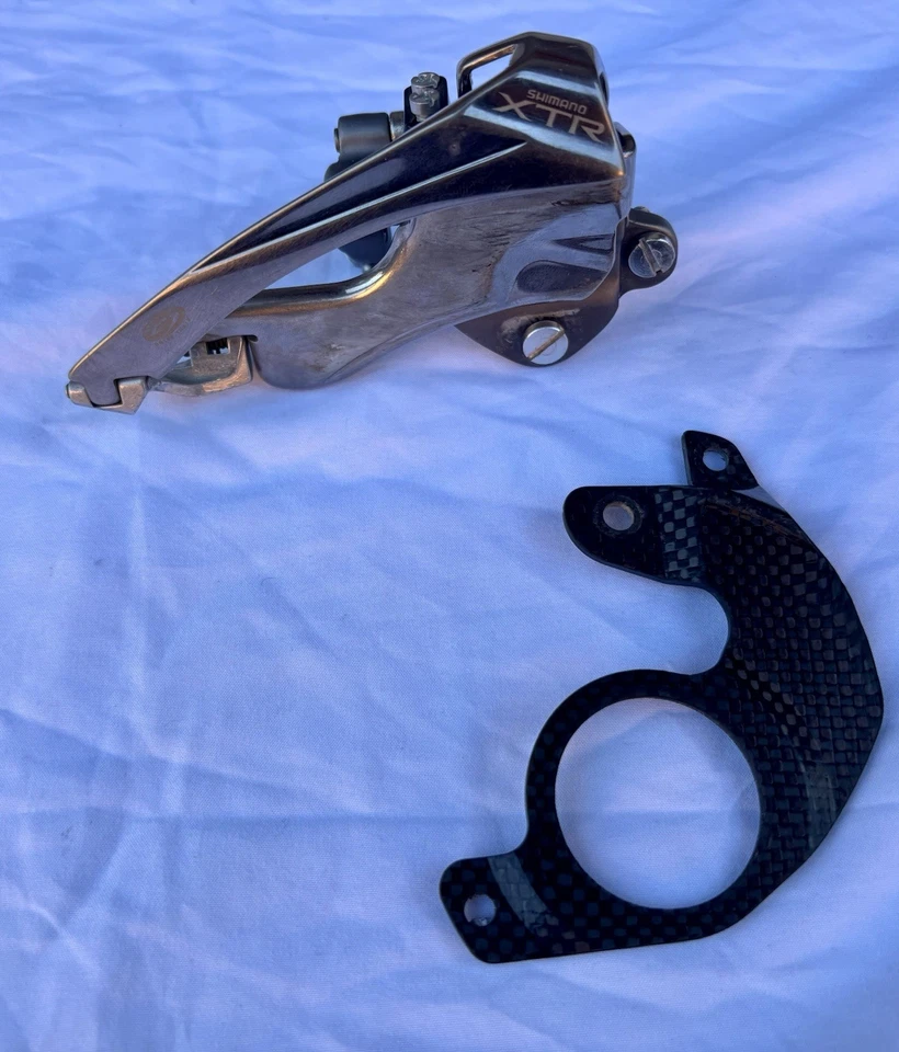 Shimano XTR Front Derailleur FD-M952 Carbon BB Mount 9-speed Triple Chainring - Image 2 of 4