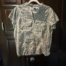 Route 66 Women’s Large Beige Floral Short Sleeve Button Shirt Top