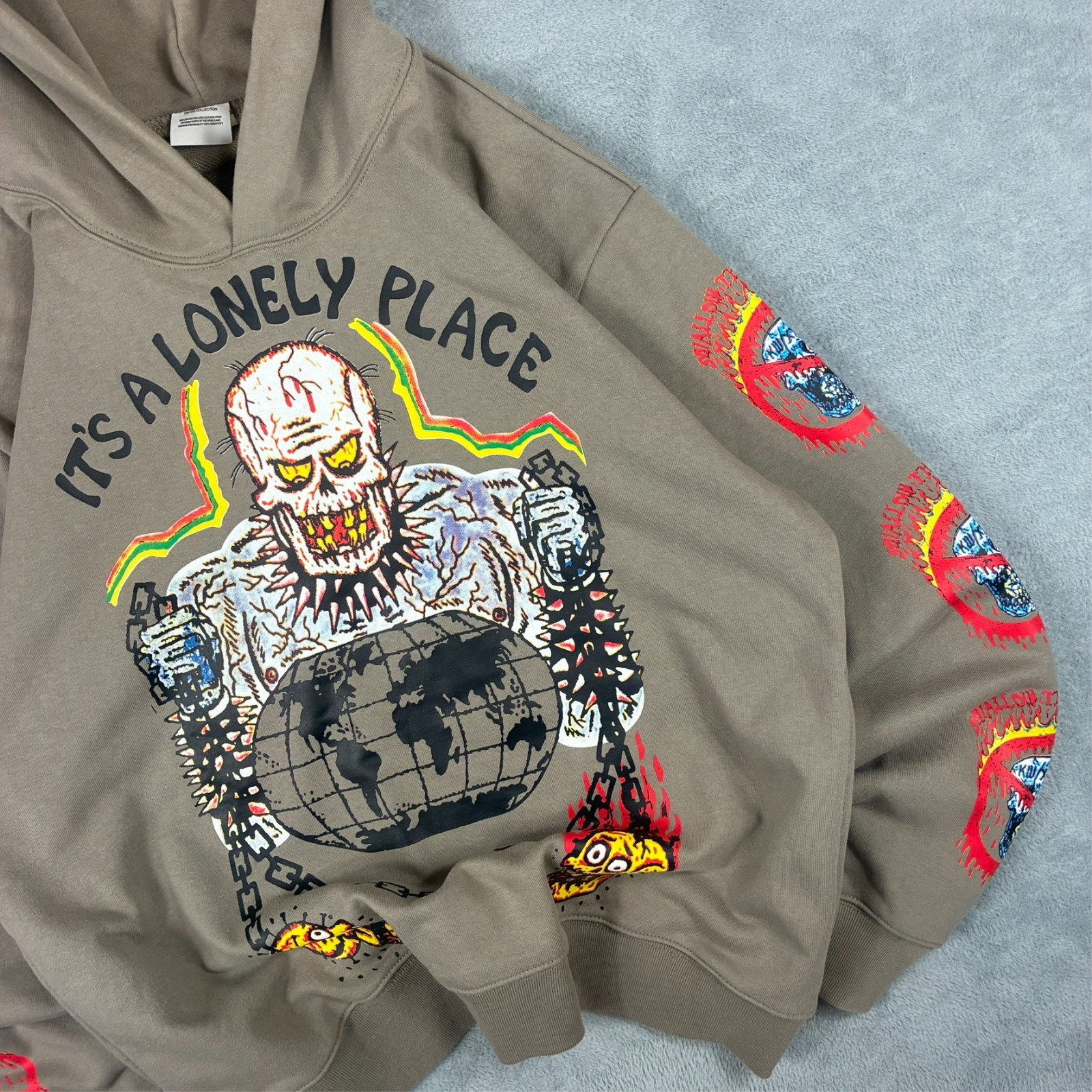 Vintage Beige Skull Alt Gothic Graphic Heavyweight Oversized Medium Hoodie image 3