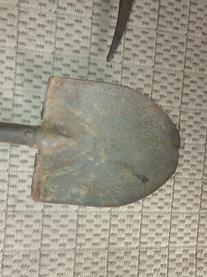 WWI WWII US ARMY M1910 FIELD TOOL ENTRENCHING SHOVEL & Pickaxe