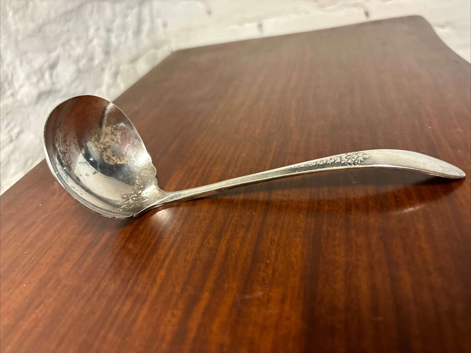 Solid Gravy Ladle Oneida Community Fantasy 1941 Tudor Silverplate Vintage