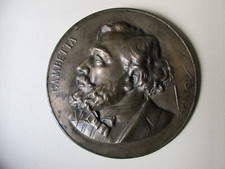 médaillon en bronze Léon Gambetta homme d'Etat Français . Politique