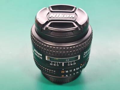 Nikon AF Nikkor 24mm f/2.8 D Weitwinkelobjektiv