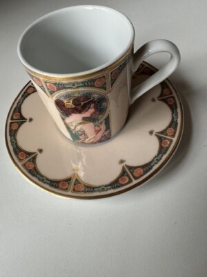 Goebel Artis Orbis Porzellan Mucha Espresso Tasse mit Unterteller Primrose 