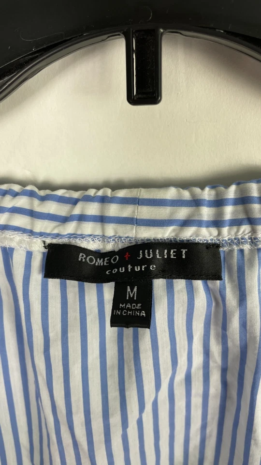 Top Romeo & Juliet Couture Fuera del Hombro Rayas Azul Blanco Talla M. Foto 4 de 4