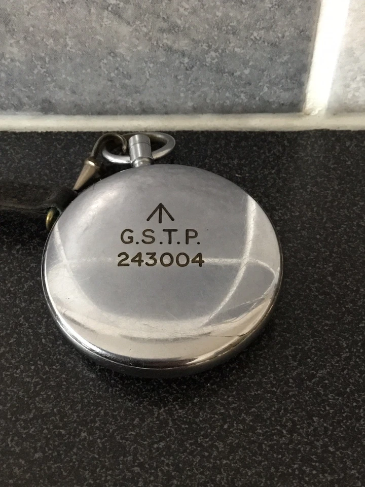 WWII British Army Issue GSTP /I\ Taschenuhr Jaeger LeCoultre zum Restaurieren - Bild 4 von 4