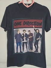 One Direction Black T Shirt Tour Dates Size Small Liam Payne Harry Styles 2 Side