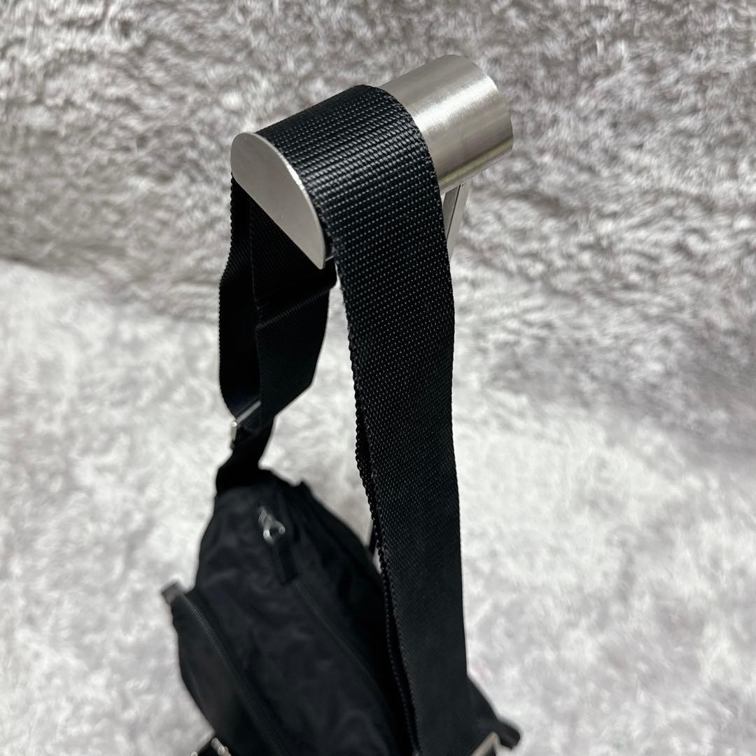 Condition Prada Shoulder Bag Sacoche Triangle Logo Nylon Black thumbnail 12