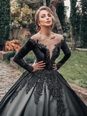 Elegant Gothic Black Wedding Dress Scoop Neck Illusion Buttons Back Bridal  Gown