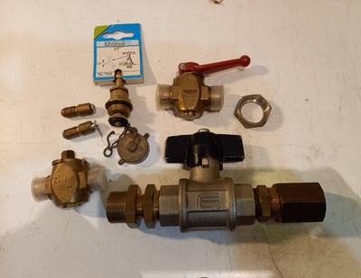 Kugelhahn Flügelgriff IG x IG 1'' f. Gewindeanschluss PN40 DN25 Konvolut 1/2''