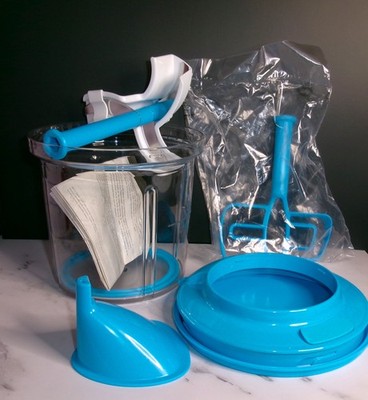 NIB TUPPERWARE POWER CHEF Whisk blade Funnel Aquamarine Blue No Pull