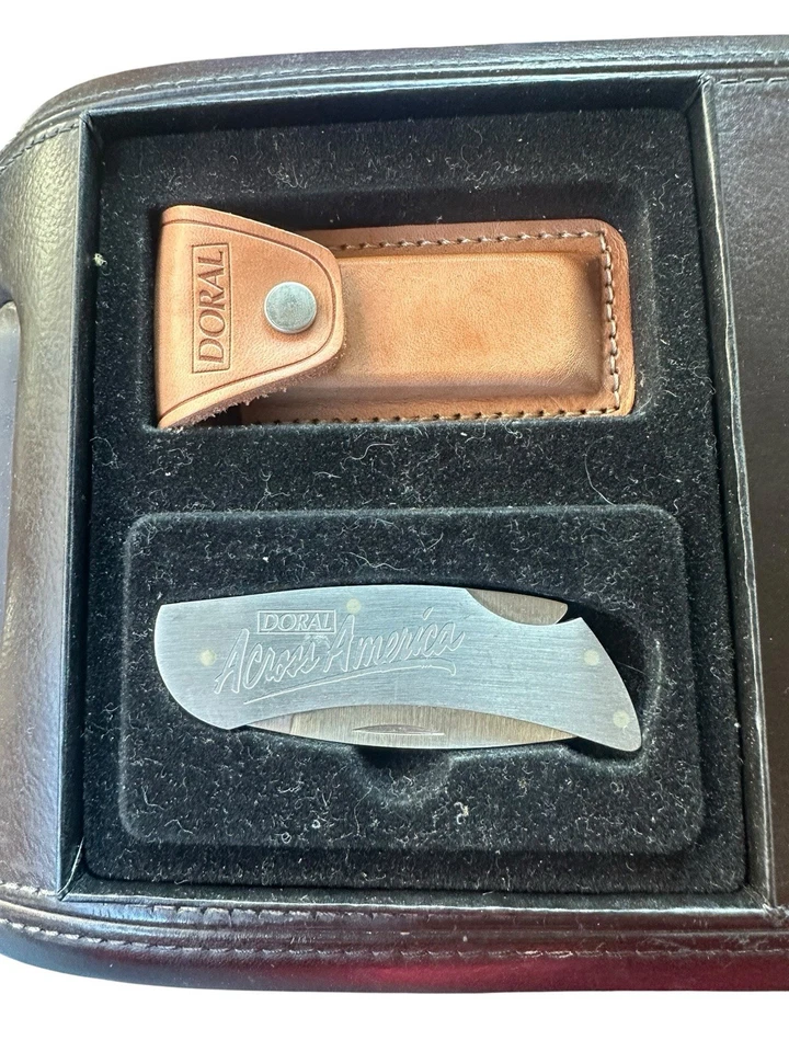 Cuchillo de hoja de bloqueo vintage ZIPPO Doral Across America ¡con funda de cuero en caja! Foto 2 de 4