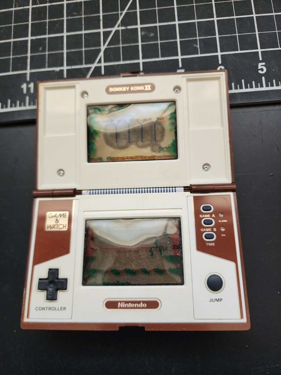 Vintage 1983 Nintendo Handheld Electronic Game & Watch