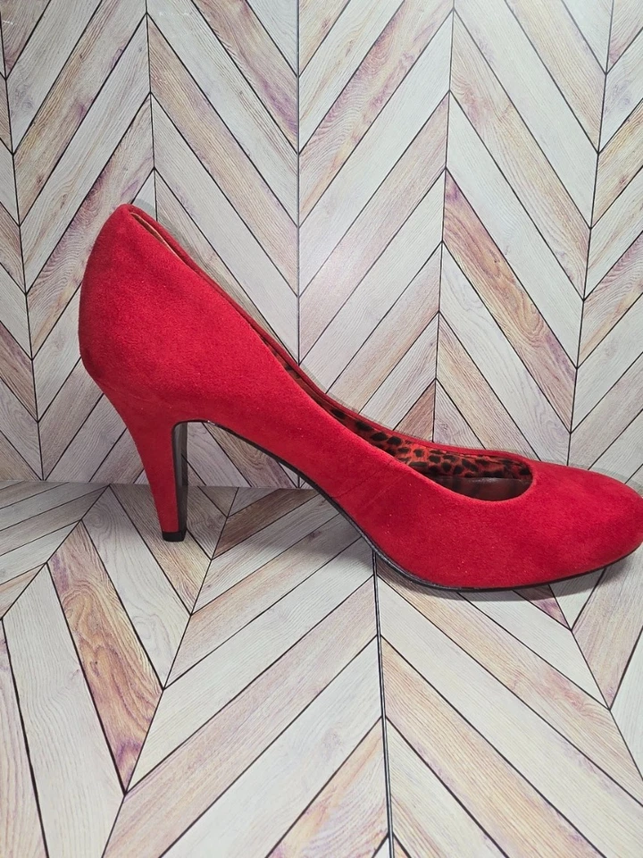 Zapatos de tacón Style & Co para mujer de gamuza roja con estampado de leopardo rojo talla 8 Foto 4 de 4