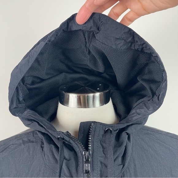 Reebok Solid Black Full Zip Hooded Windbreaker Ja… - image 4