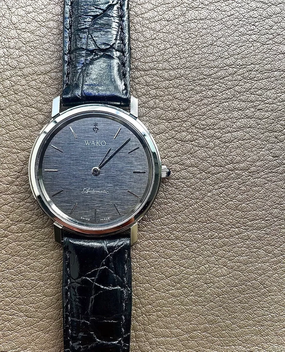 Wako seiko top