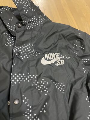 Nike SB Snowboarding Proprietary Technology Button Up Zip Jacket