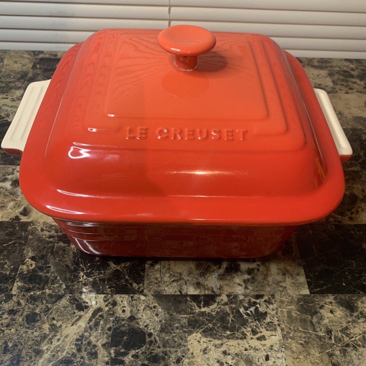 Le Creuset Stoneware 3-Quart Square Casserole with Lid, Red