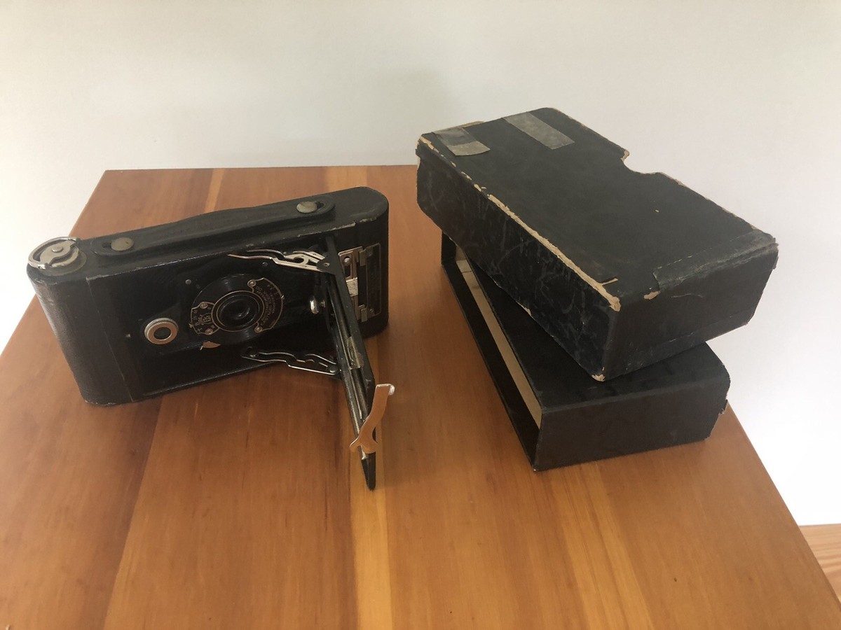Vintage EASTMAN KODAK No 2 Folding HAWK-EYE Model B Camera | eBay