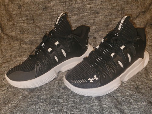 Under Armour Women’s Flow Breakthru 4 Black
