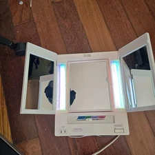 Jerdon Tri-Fold, 2 Sided Lighted Makeup Mirror 5X Magnify Gently Used