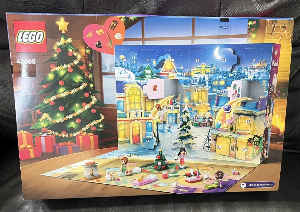 LEGO Friends Advent Calendar 2025 (42668) Holiday Set – 237pcs, New Sealed - Image 2 of 4