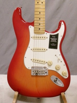Fender Player II Stratocaster Aged Cherry Burst 682418